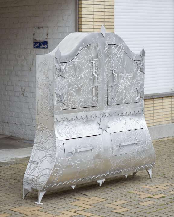 "Craving Series" SQ1 cupboard (PRICE ON REQUEST) Photo by Amber Vanbossel.