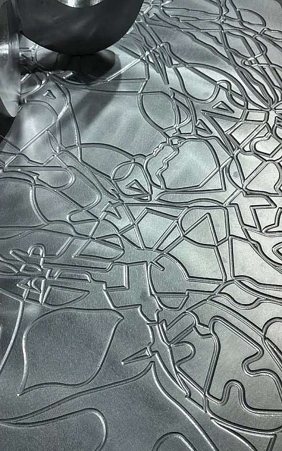 DETAIL OF THE SQ2 TABLETOP (100x100x100cm) (3.000€)